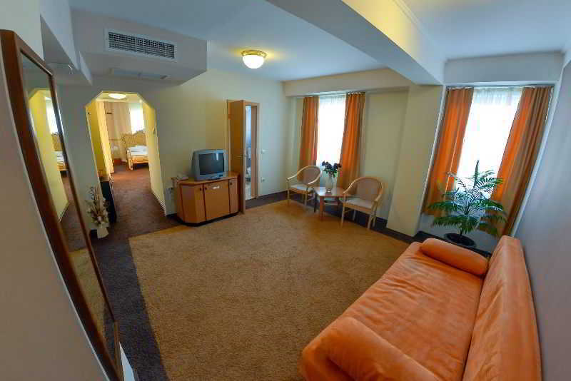 Hotel Apollo Central 시비우 외부 사진