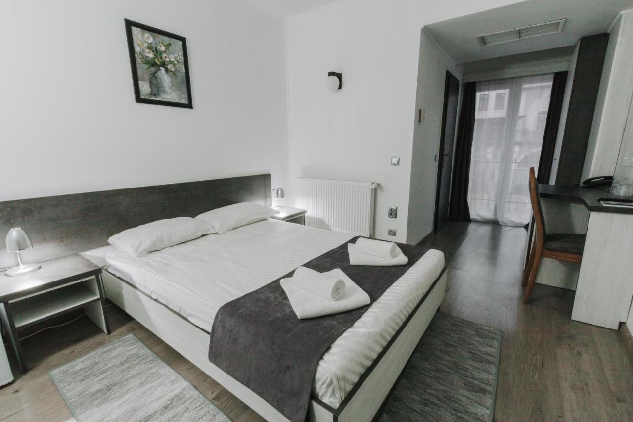 Hotel Apollo Central 시비우 외부 사진