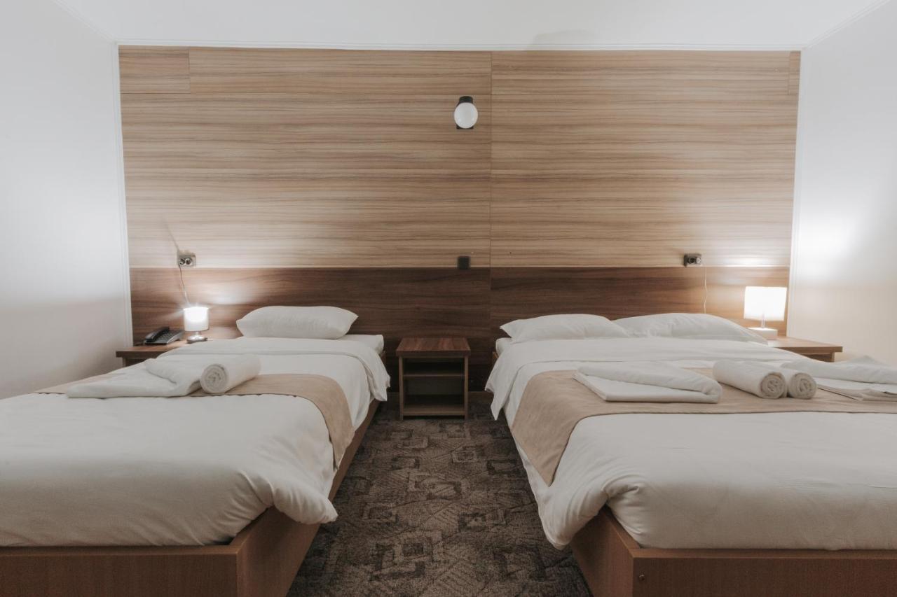 Hotel Apollo Central 시비우 외부 사진