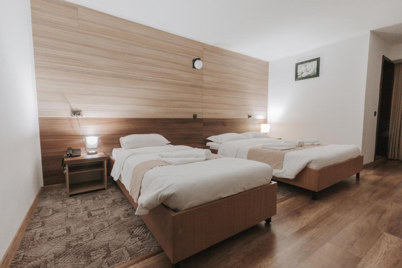 Hotel Apollo Central 시비우 외부 사진